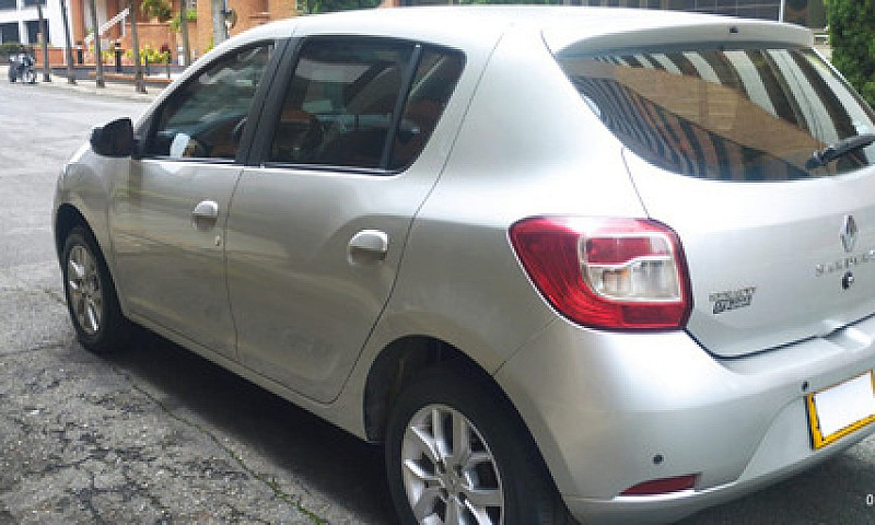 Renault Sandero 1.6 ...