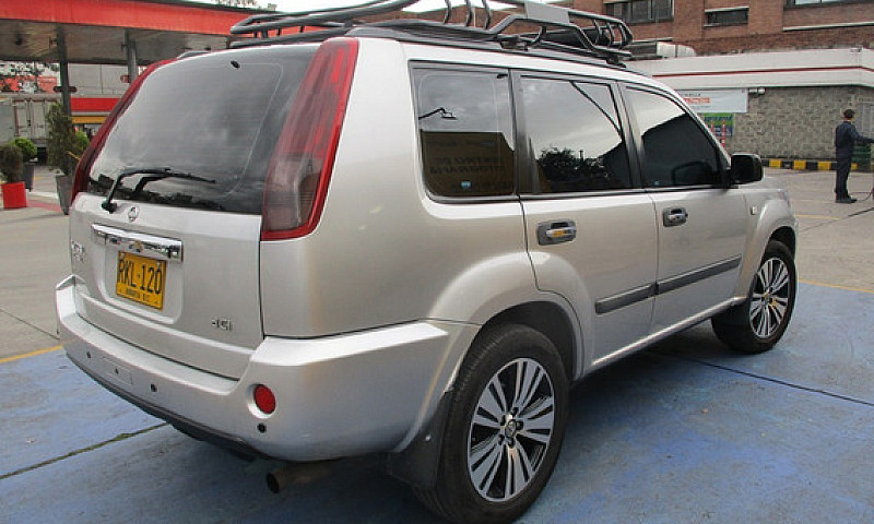 Nissan X-Trail Class...