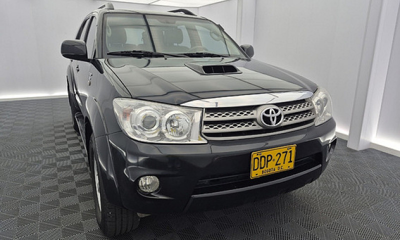 Toyota Fortuner 3.0 ...