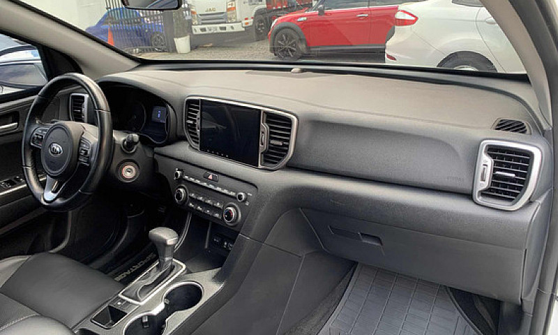 Kia Sportage 2.0L Ga...