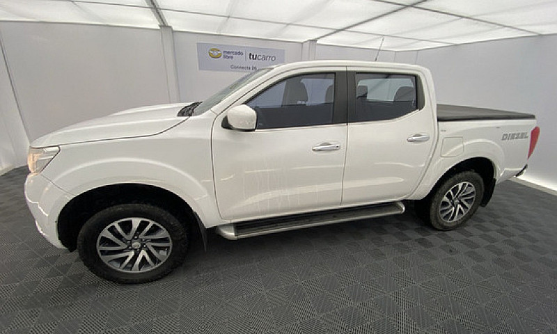 Nissan Frontier Np 3...