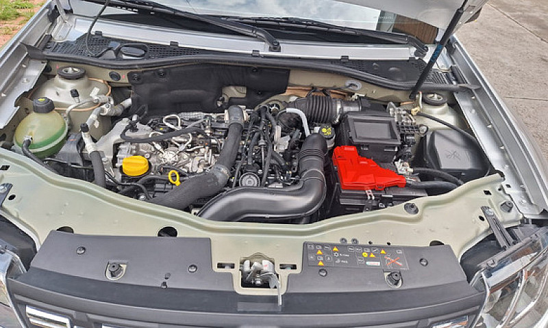 Renault Oroch 1.3...