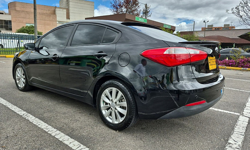 Kia Cerato Pro 1.6 E...