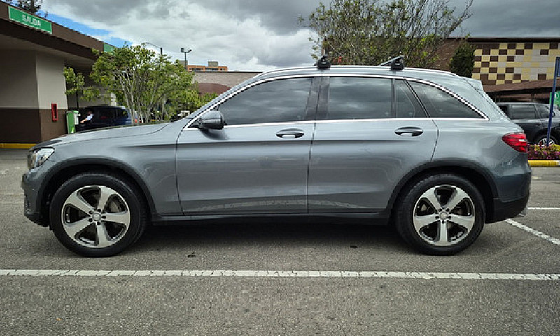 Mercedes-Benz Clase ...