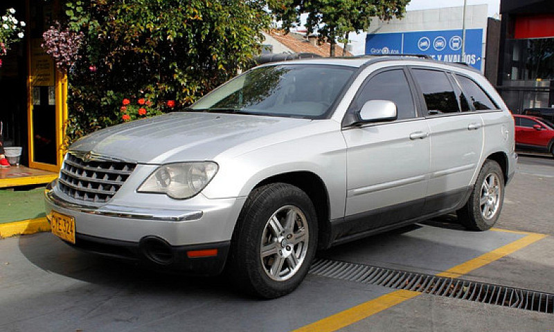 Chrysler Pacifica 4....