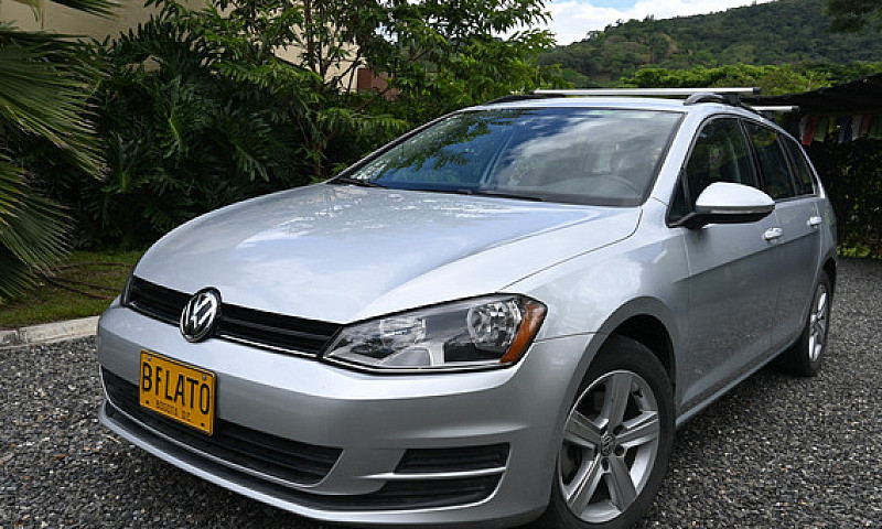 Volkswagen Golf Spor...