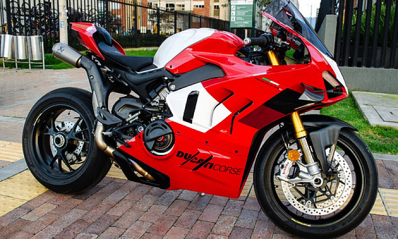 Ducati Panigale V4R ...