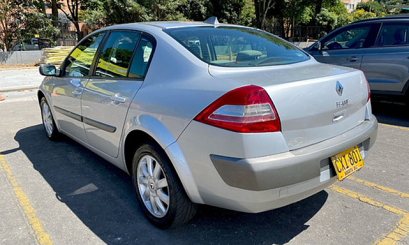 Renault Megane 2.0 E...