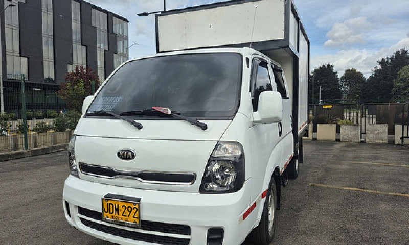 Kia K2500 2.5...