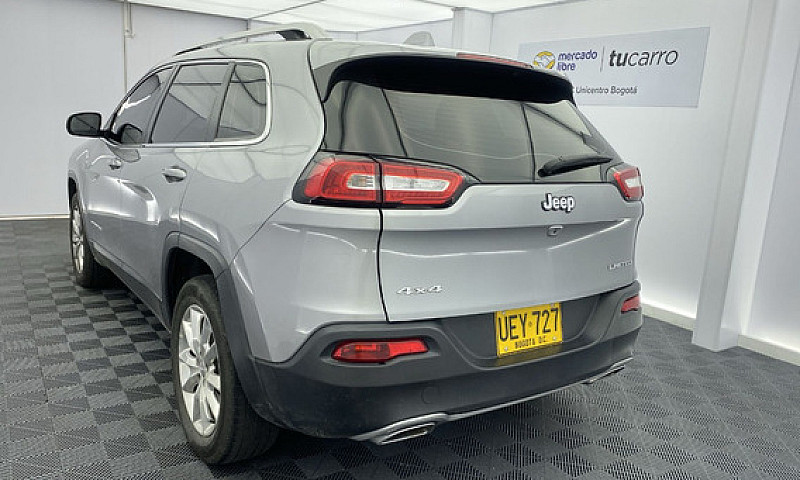 Jeep Cherokee 3.2 Li...