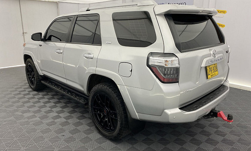 Toyota 4Runner 4.0 S...
