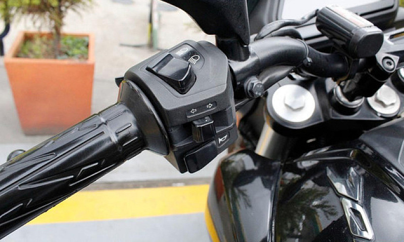 Bajaj Dominar D 400 ...