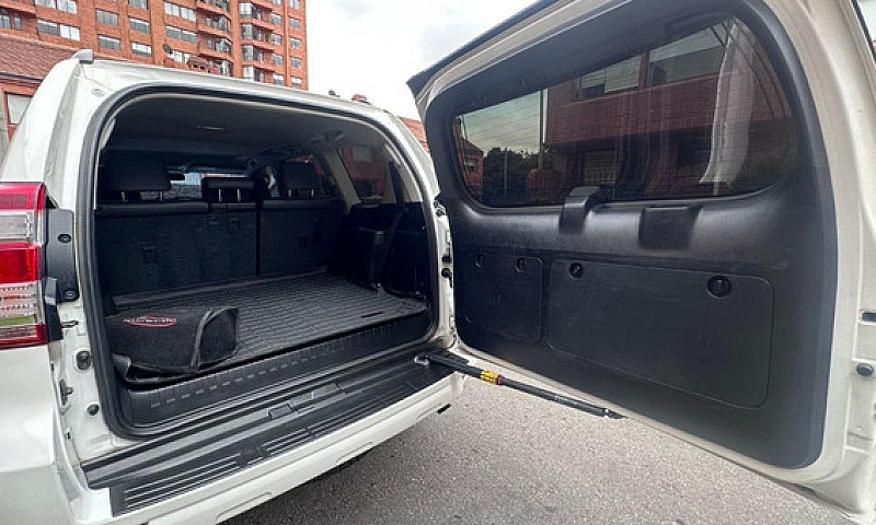 Toyota Prado 3.0 Tx-...