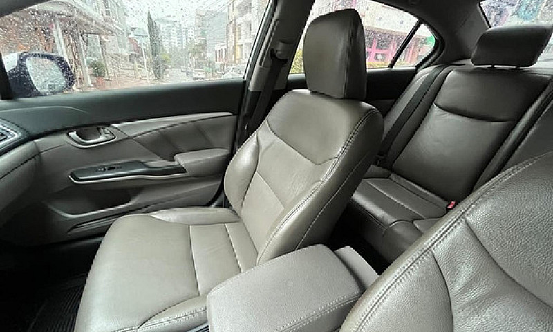 Honda Civic 1.8 Ex-L...