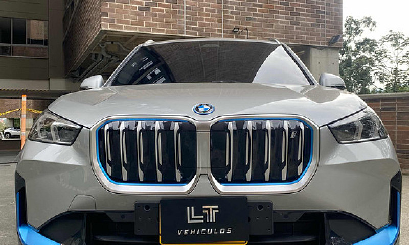 Bmw X1 Ix1 Xdrive30...