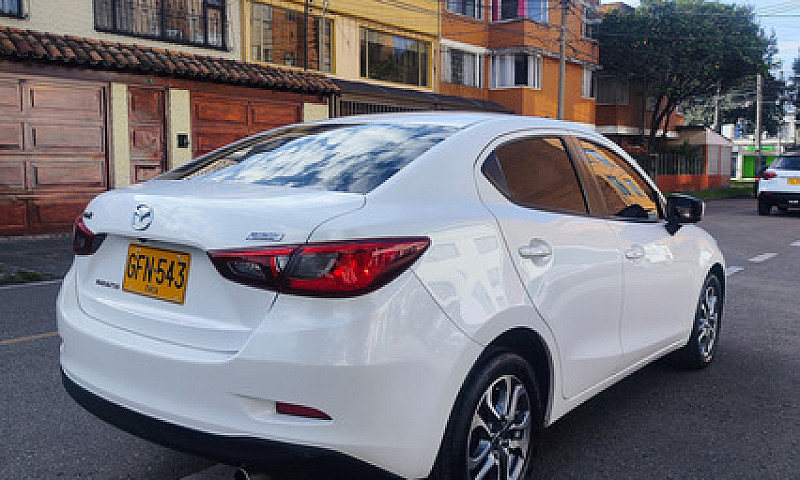 Mazda 2 1.6 Grand To...