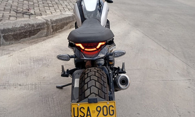 Ducati Scrambler Ico...