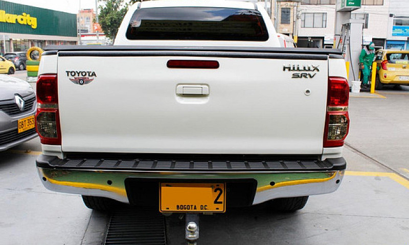 Toyota Hilux 3.0 Srv...
