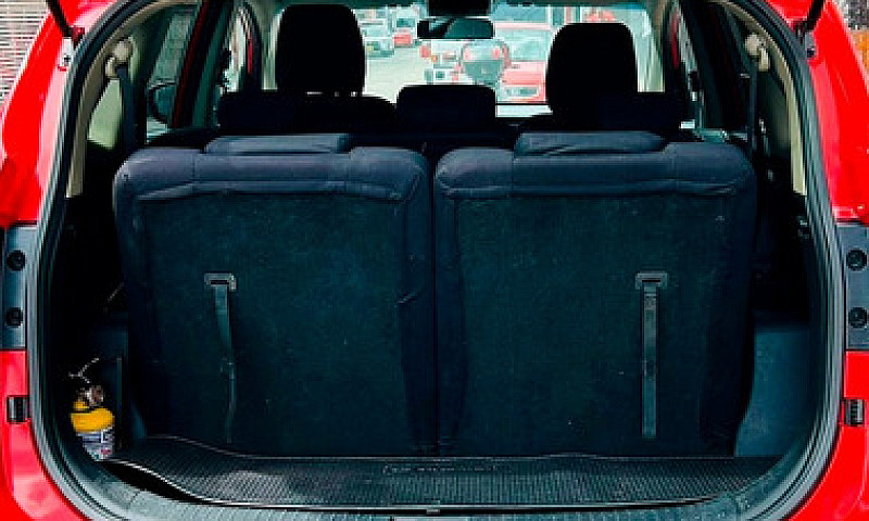 Kia Carens 2.0 Suv E...