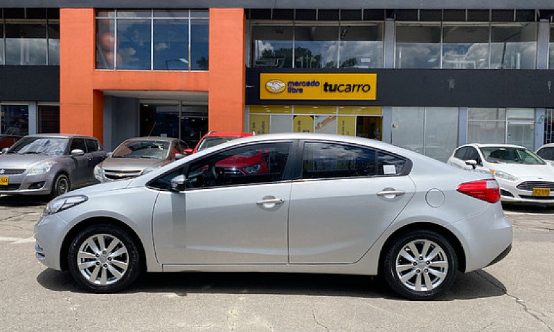 Kia Cerato Pro 1.6 E...