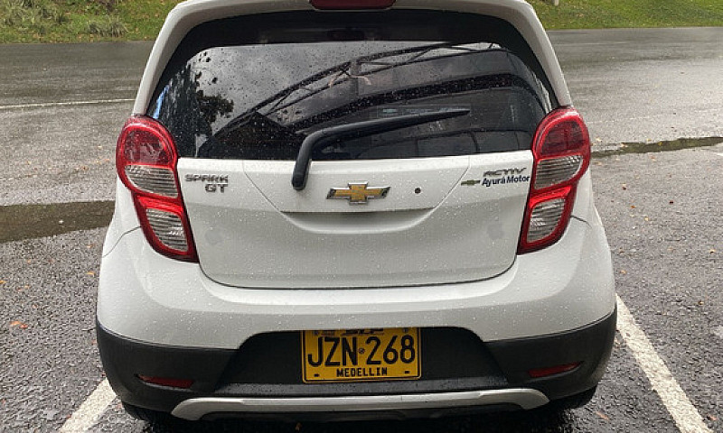 Chevrolet Spark Gt 1...