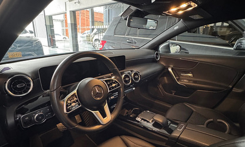 Mercedes-Benz Clase ...