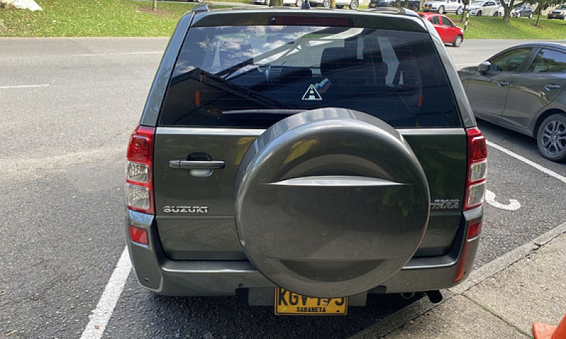 Suzuki Grand Vitara ...