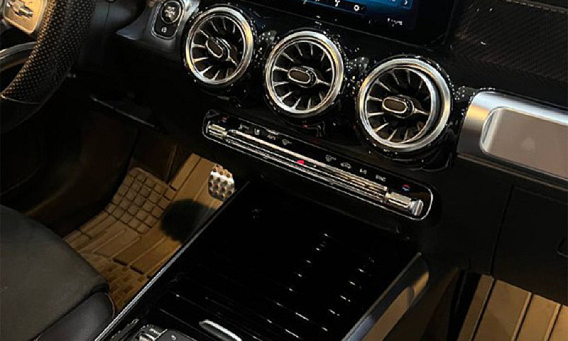  Mercedes-Benz Glb 2...