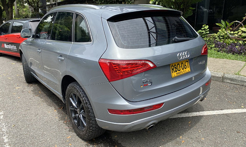 Audi Q5 3.0 Tdi S-Tr...