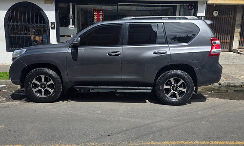 Toyota Prado 3.0 Tx...