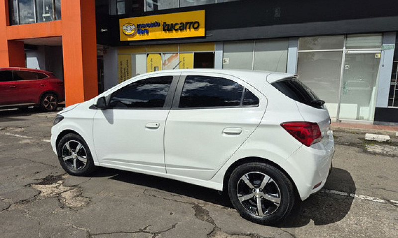 Chevrolet Onix 1.4 L...