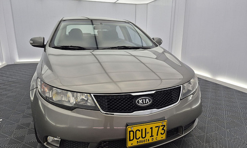 Kia Cerato 1.6 At 20...