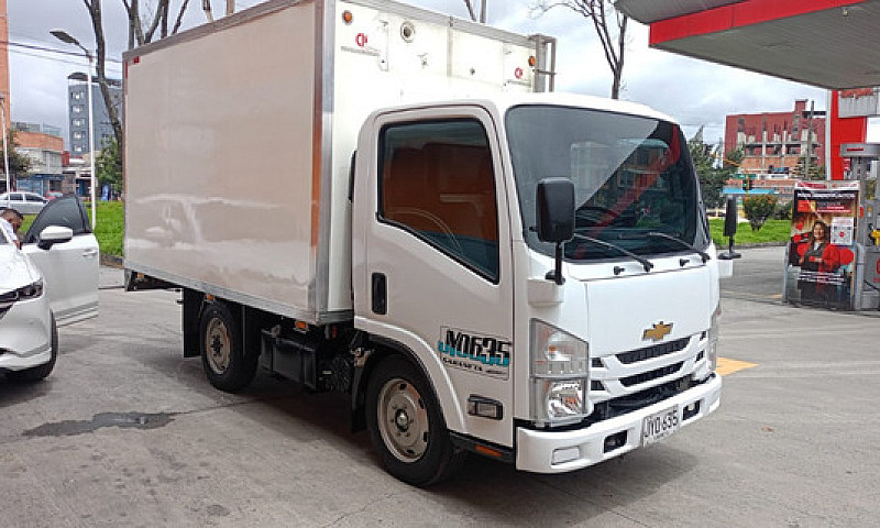 Chevrolet Nhr 3.0...