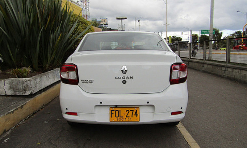 Renault Logan 1.6 Au...