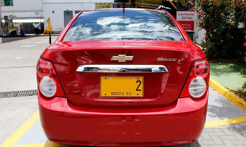 Chevrolet Sonic 1.6 ...