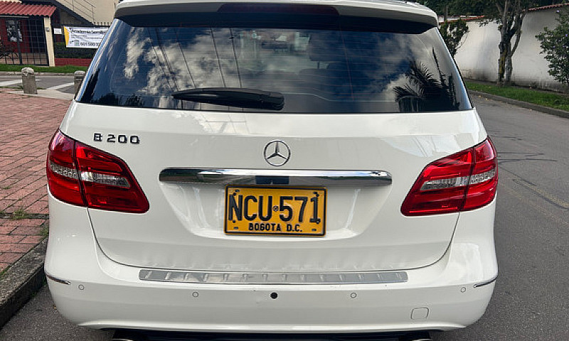 Mercedes-Benz Clase ...