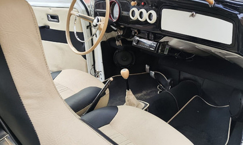 Volkswagen Escarabaj...