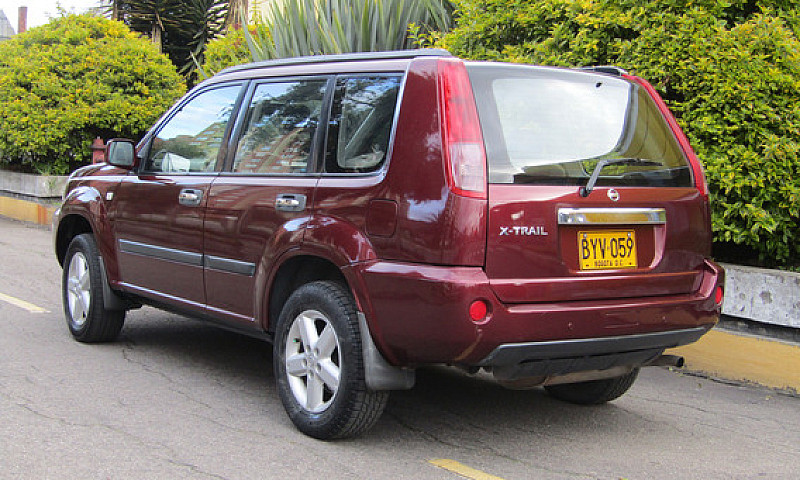 Nissan X-Trail 2.5 X...