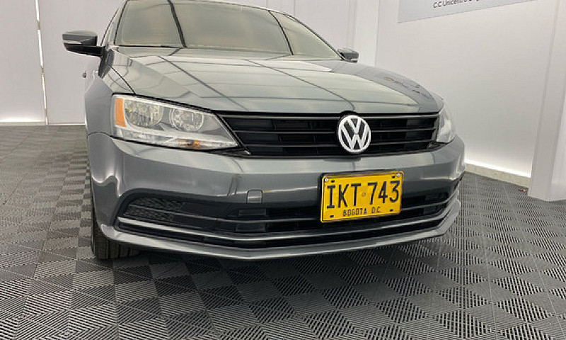 Volkswagen Jetta Com...