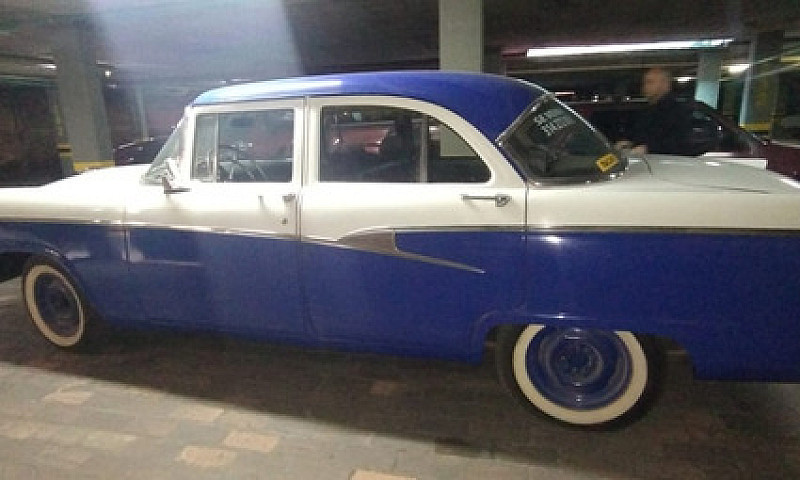 Ford Customline  1.8...