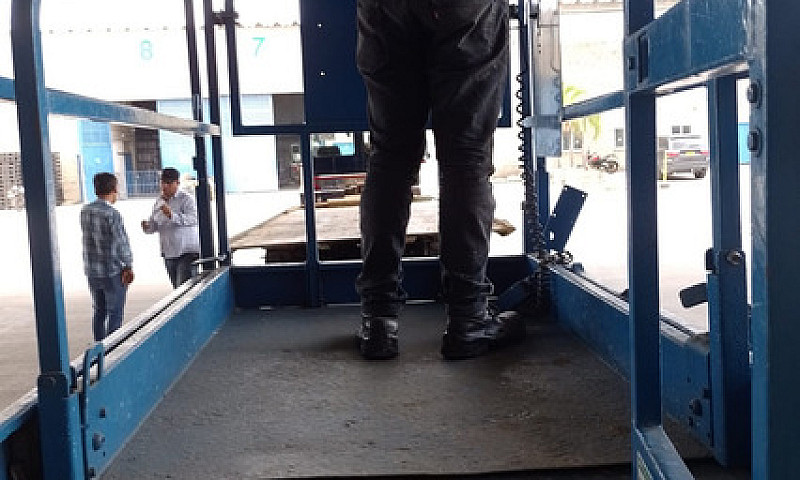 Manlift Y Tijeras Ce...