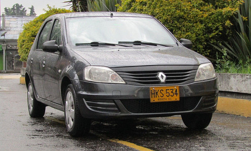 Renault Logan 1.4 Fa...