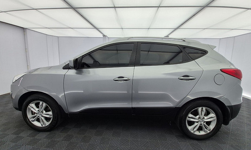 Hyundai Tucson Ix-35...