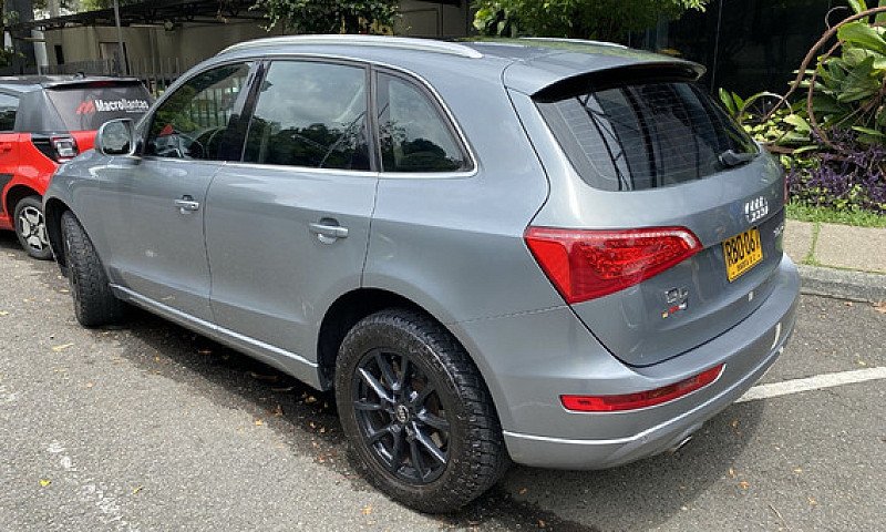 Audi Q5 3.0 Tdi S-Tr...