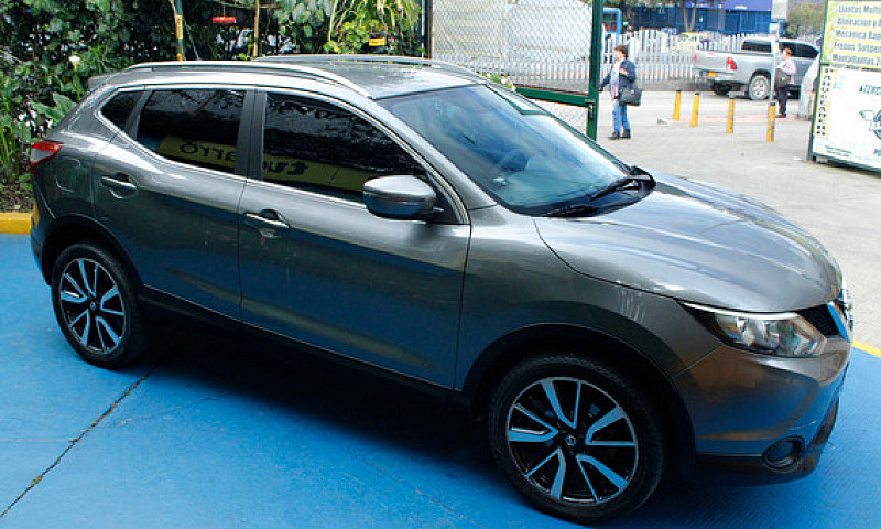 Nissan Qashqai 2.0 A...