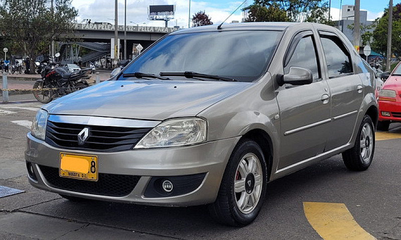 Renault Logan 1.6 Dy...