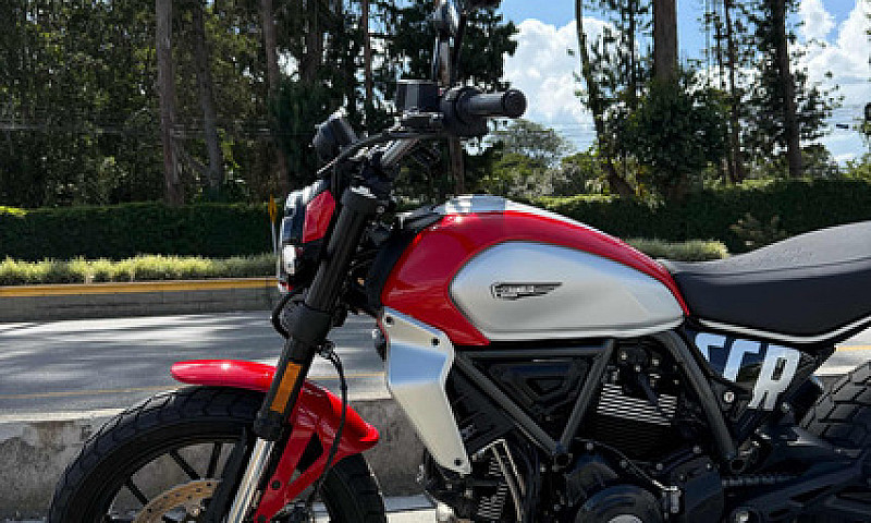 Ducati Scrambler 800...