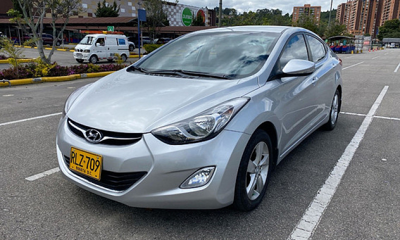 Hyundai Elantra 1.8 ...