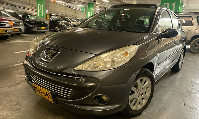 Peugeot 207 1.6 Comp...