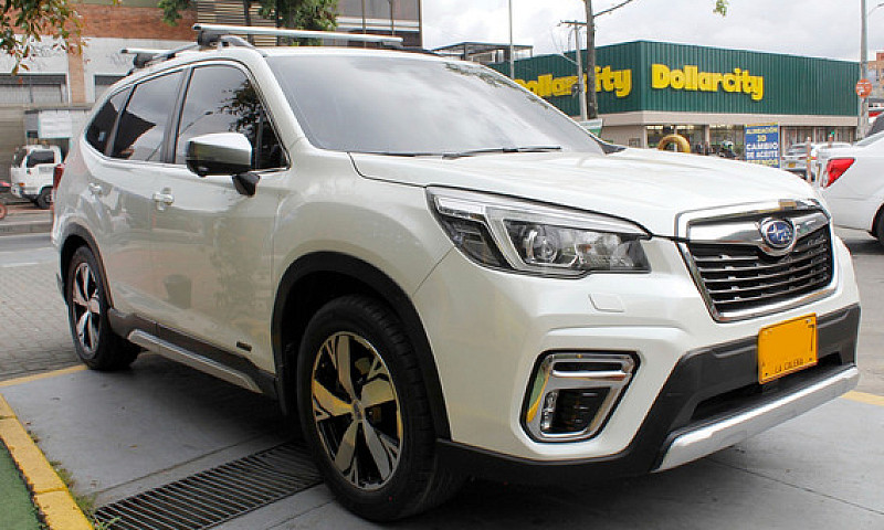 Subaru Forester 2.5 ...